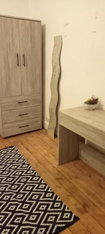 Appartement Planet 9 à Warrington  Extérieur photo