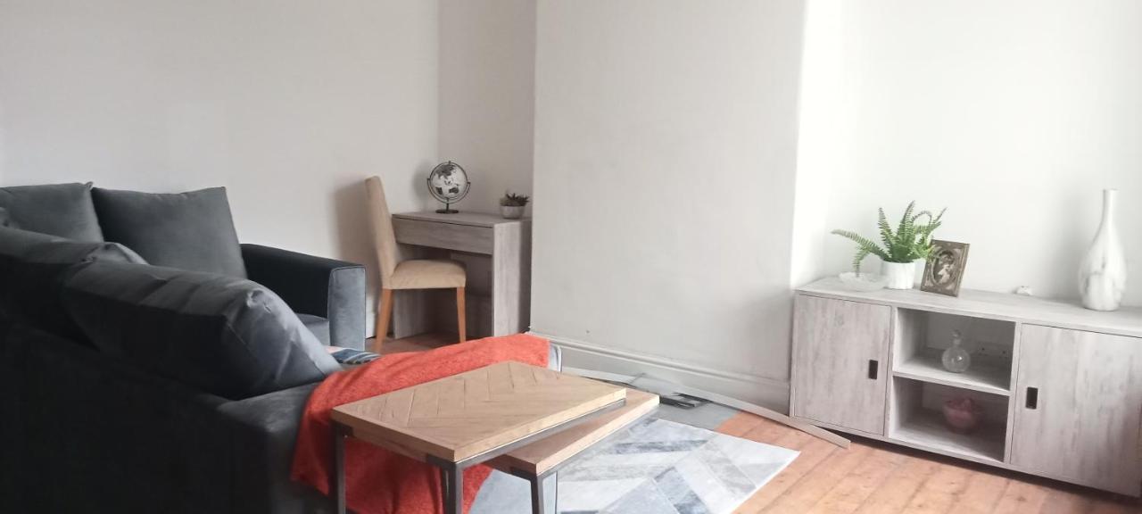 Appartement Planet 9 à Warrington  Extérieur photo